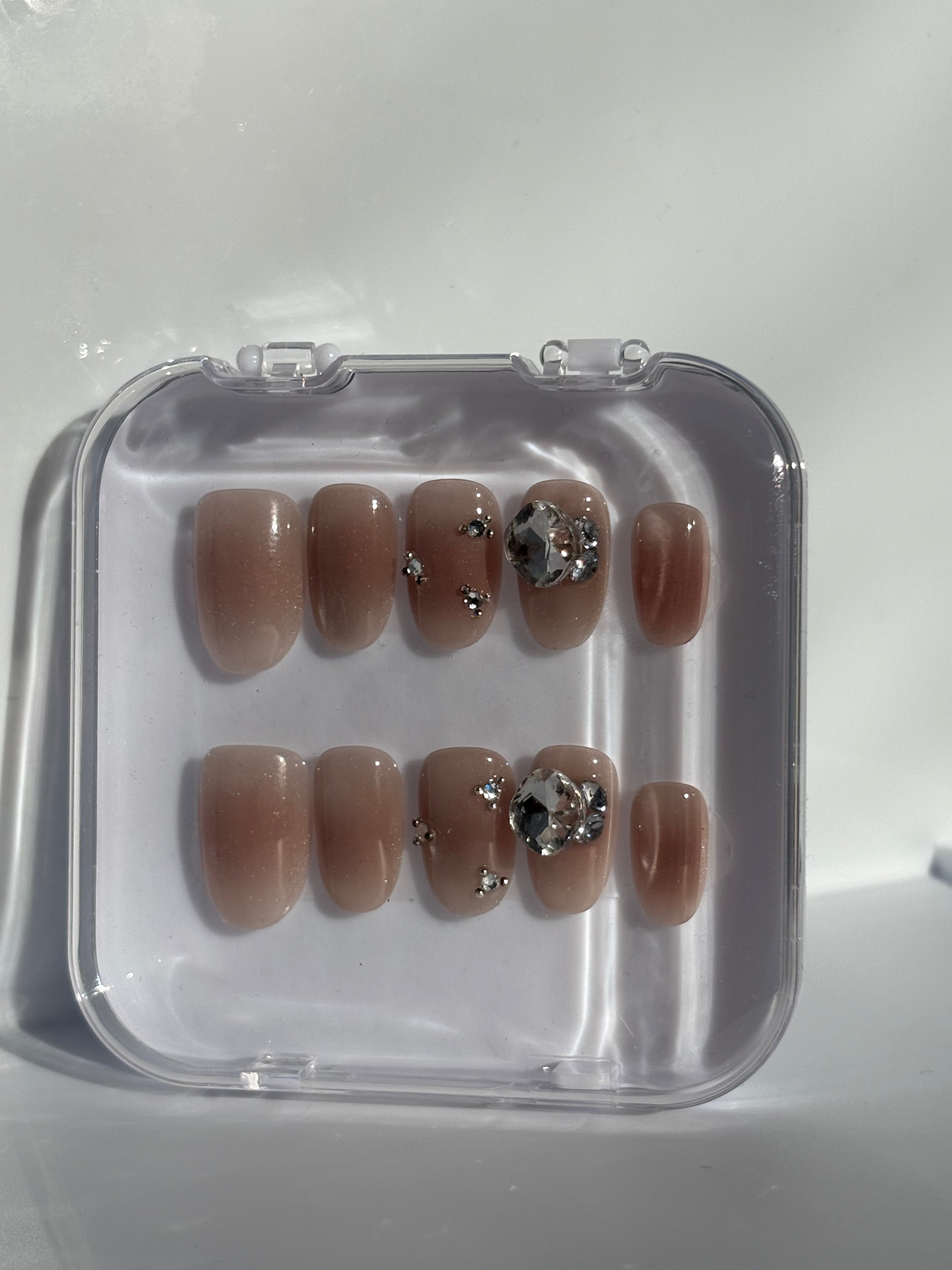 Nude Diamond Short Round Set